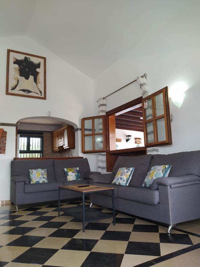 Villa Daga Яйса Екстериор снимка
