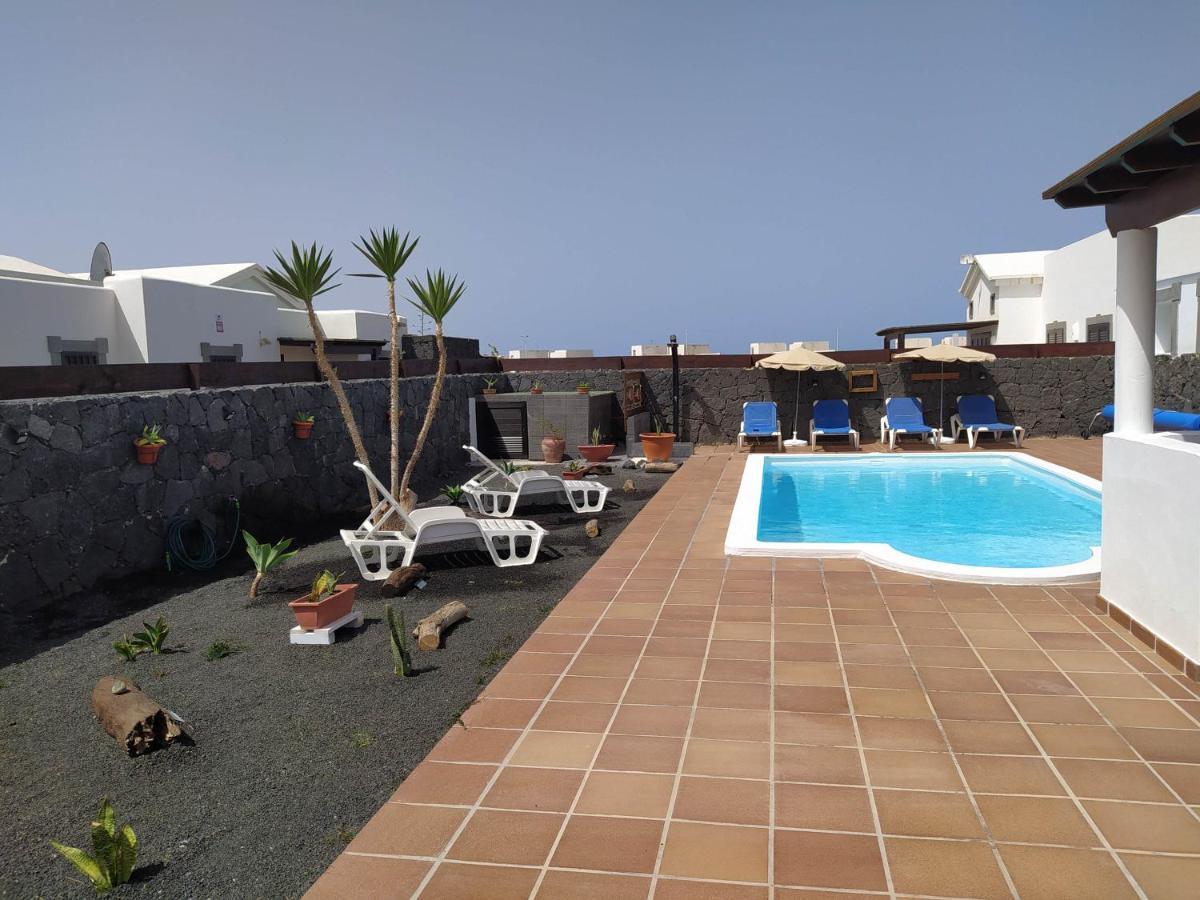 Villa Daga Яйса Екстериор снимка