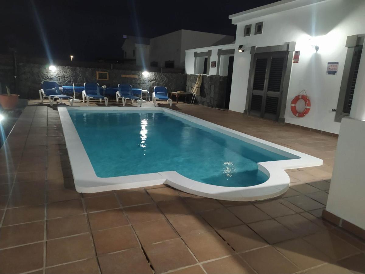 Villa Daga Яйса Екстериор снимка